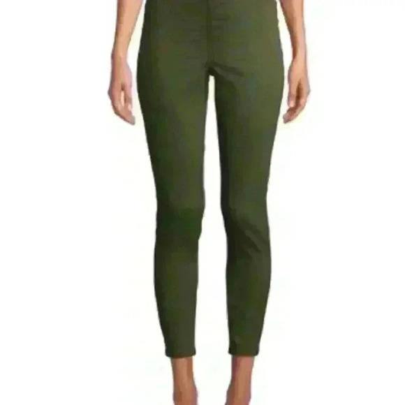 No Boundaries Curvy Super High Rise Jeggings - Picture 2 of 5